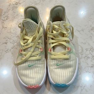 Lebron Witness VI basketball shoes. Worn one time